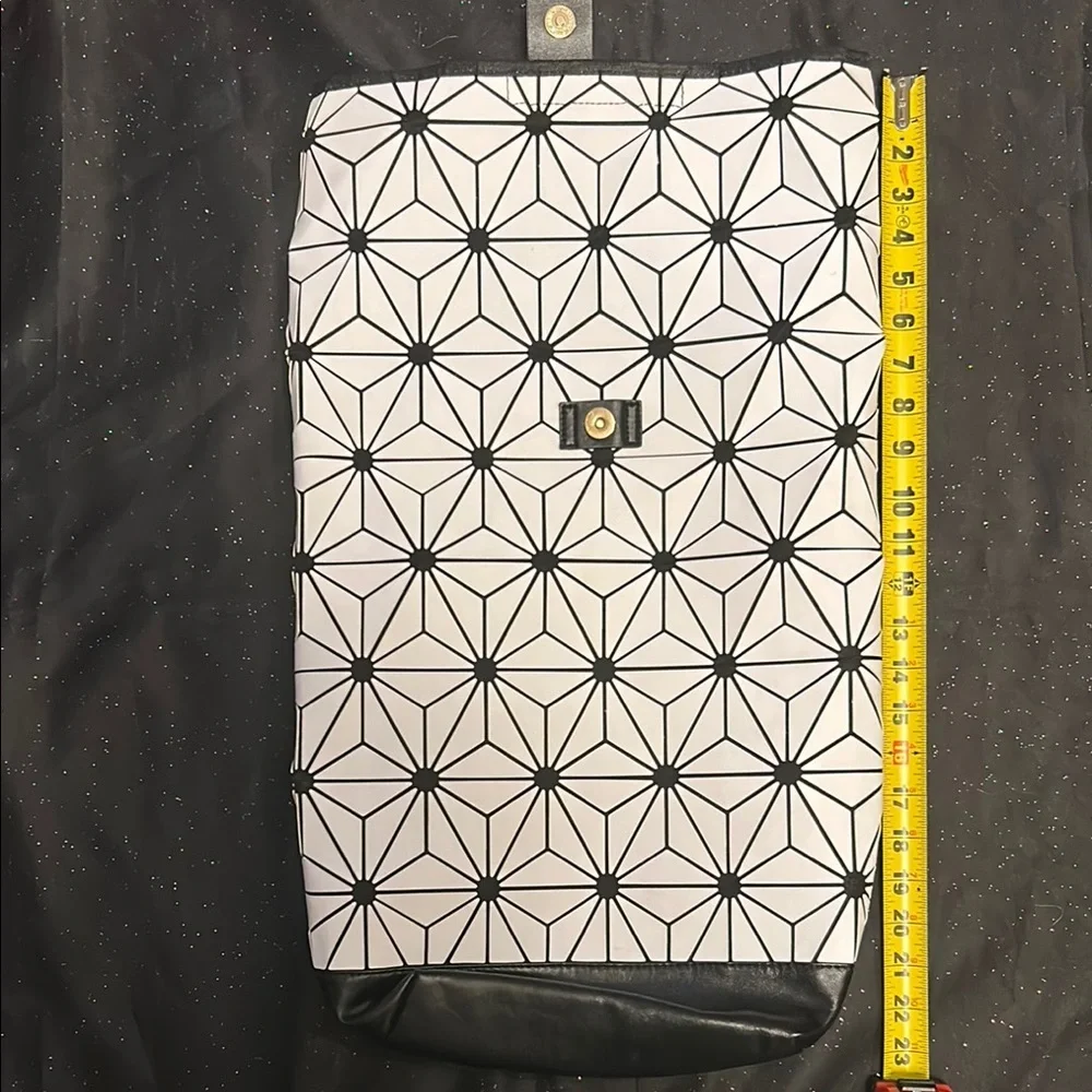Stylish Black and White Geometric Tote/Backpack